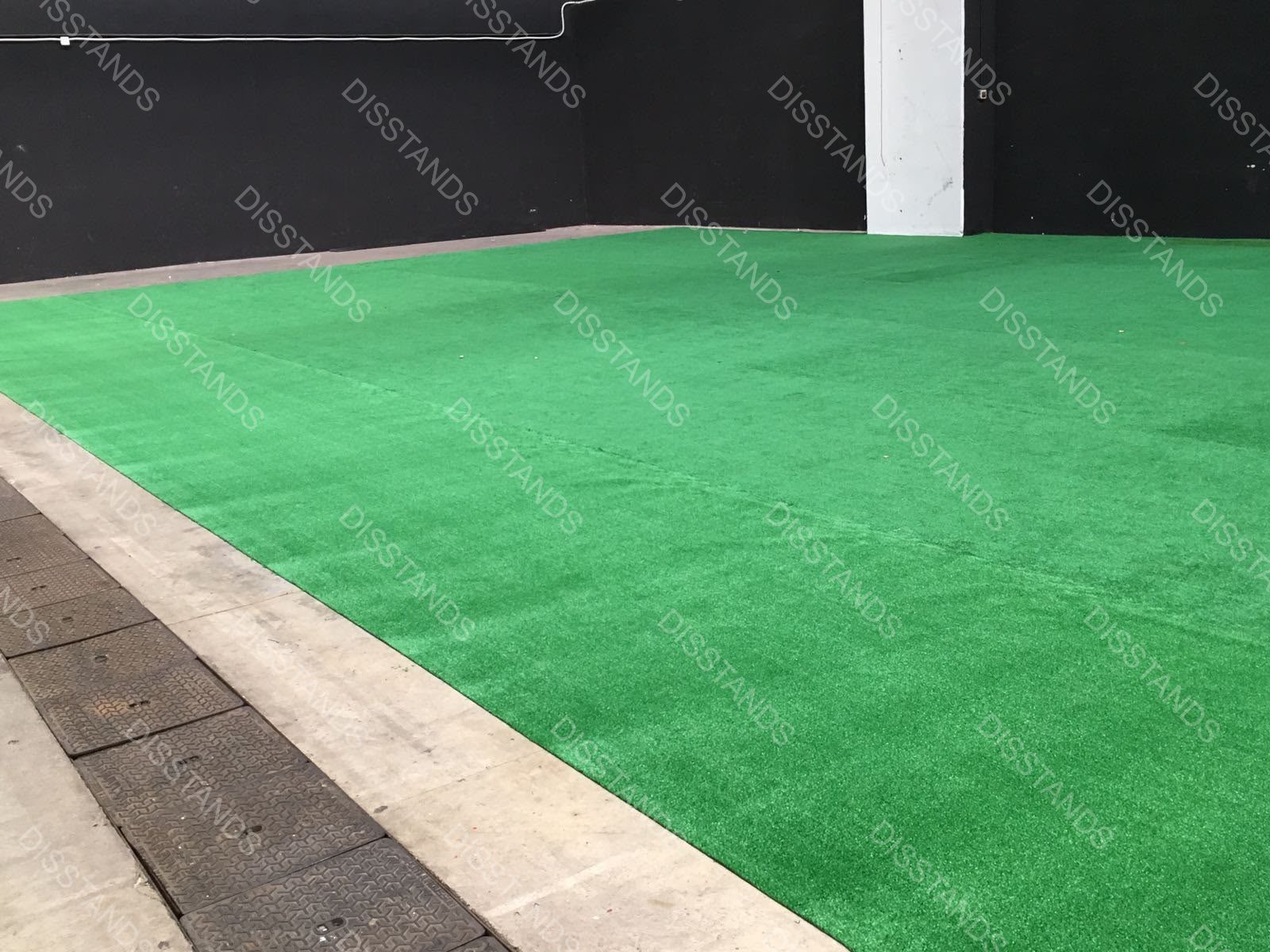 Césped Greendis 7MM - Stand acabado